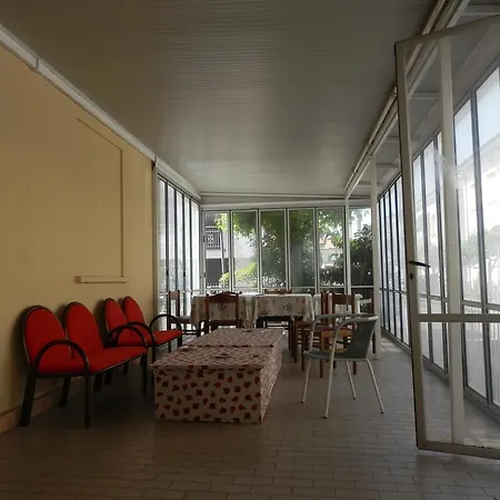 Meuble Nelia Hostel Rimini